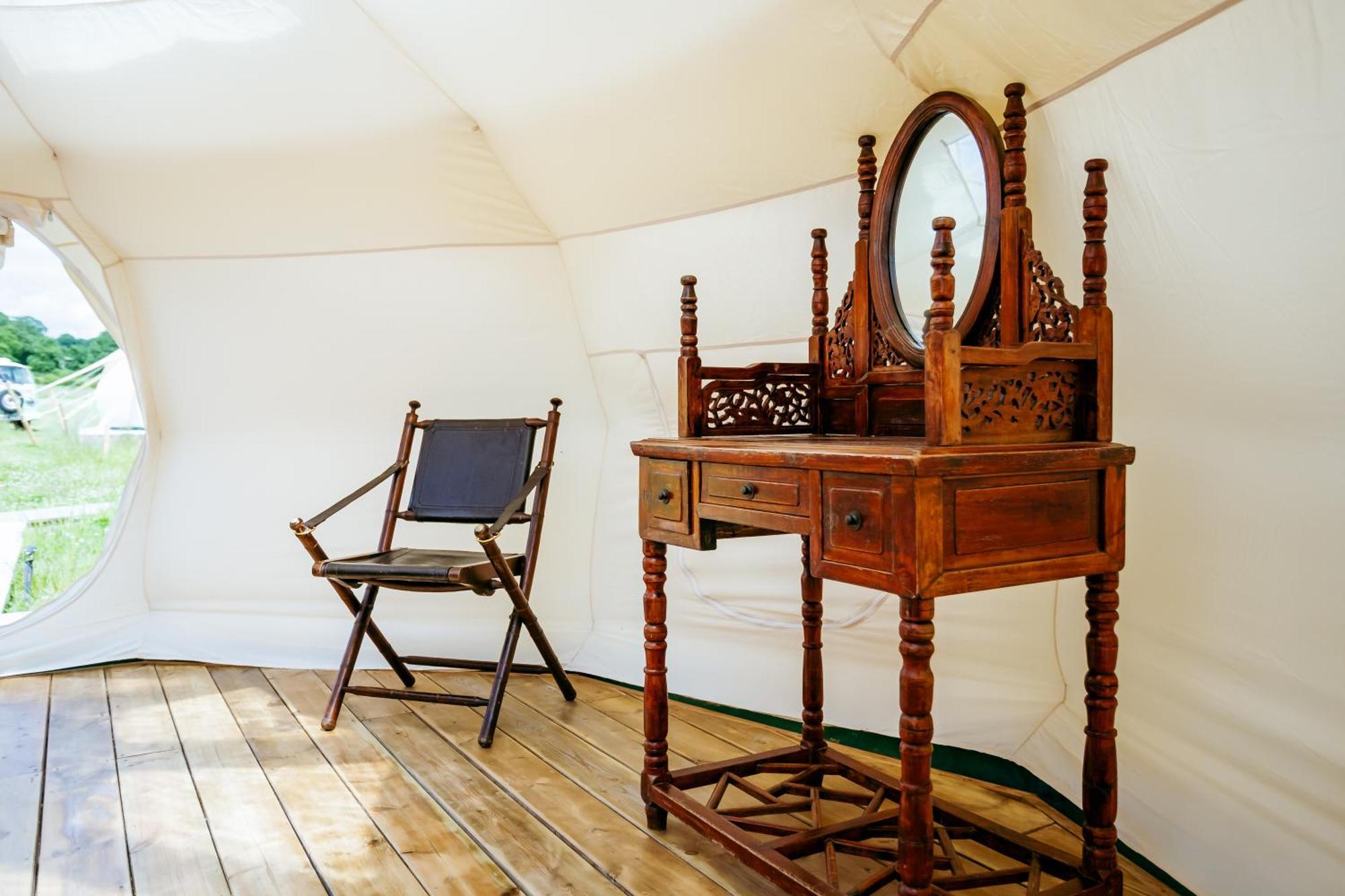 Luxury Glamping Retreat In Battle Villa Exterior photo